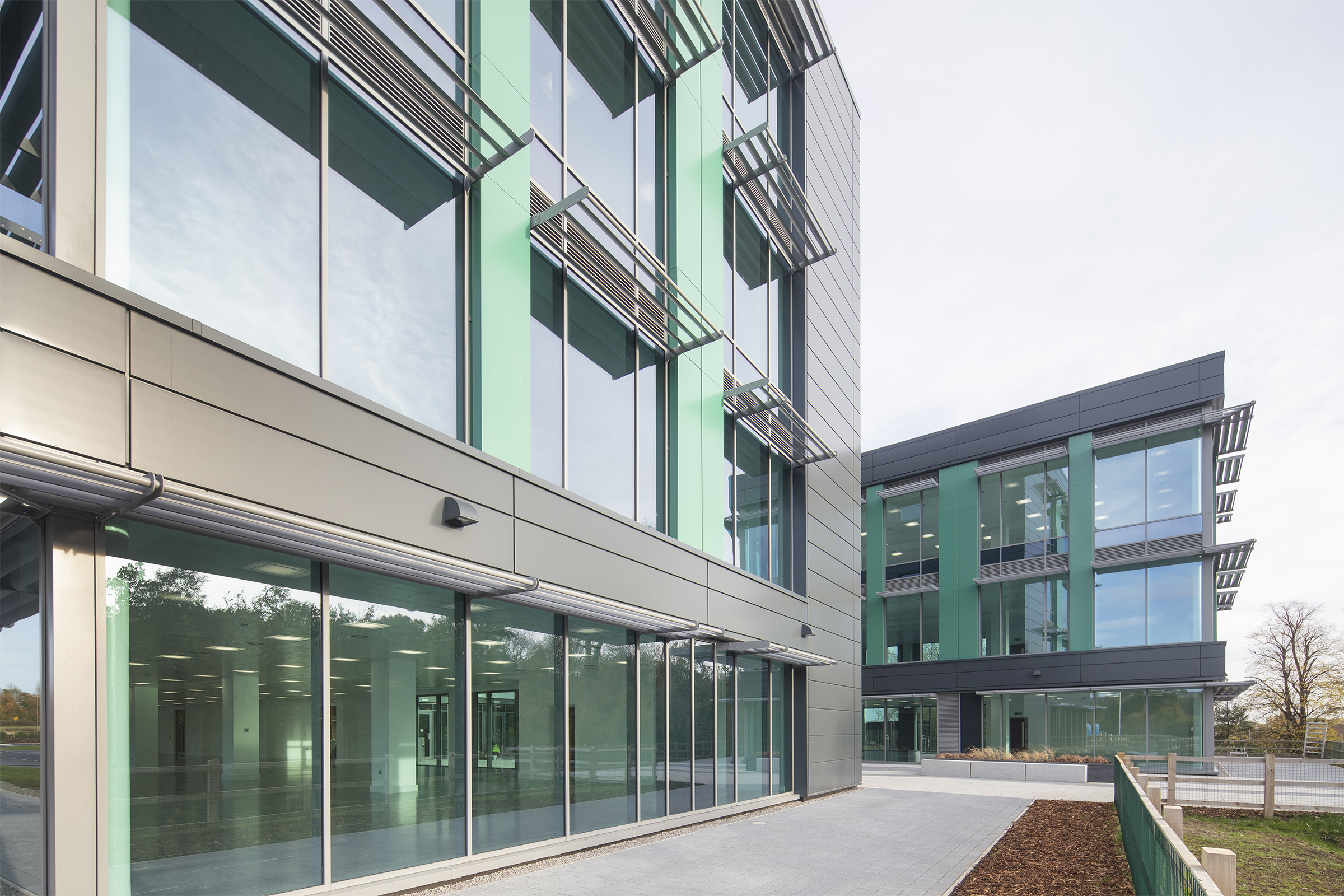 TECHNAL Sustainable Facade Systems used at new Loughborough University Science and Enterprise Park